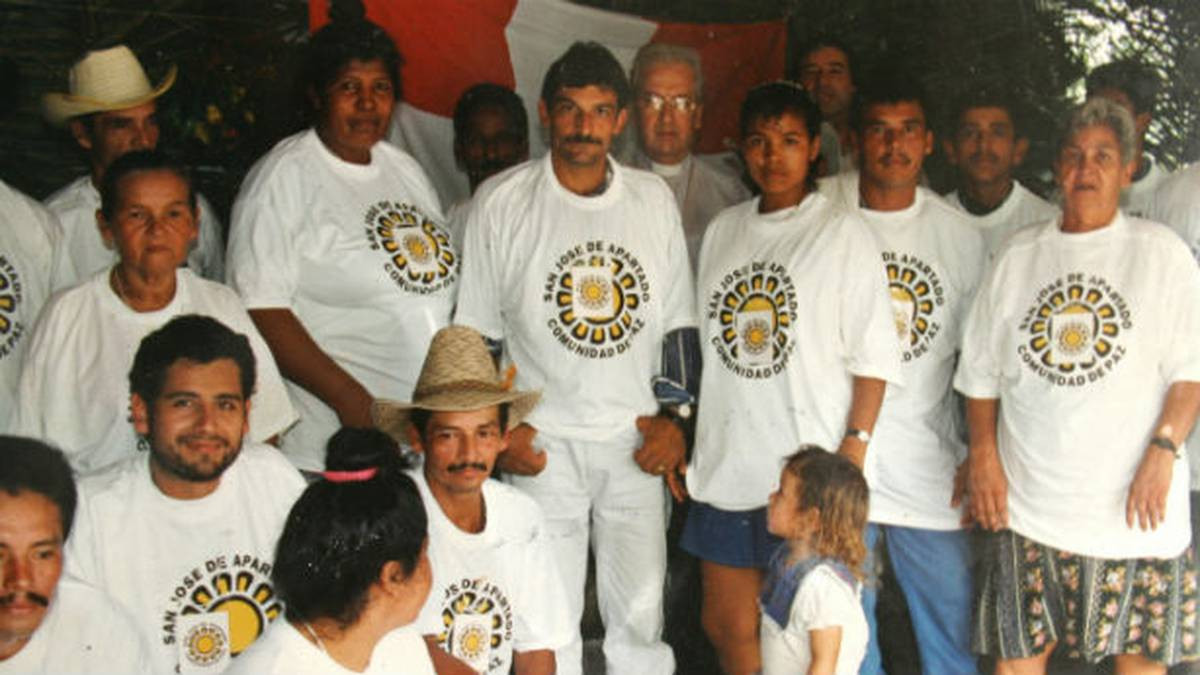Udienza pubblica del Tribunale di Apartado' (Colombia) per i terreni della Comunita' di pace di San Jose' de Apartado'